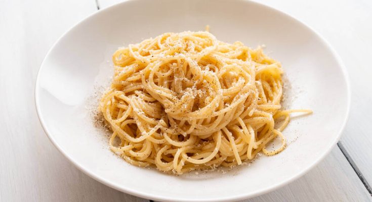 cacio-e-pepe-receptje